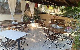 Campagne de la source St Martin B&B
